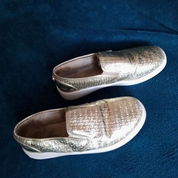 MK Loafers - Picture 6 of 7